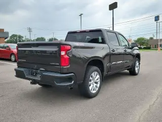 Chevrolet Silverado 1500 2021 4x4 Custom 4dr Crew Cab 5.8 ft. SB