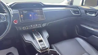 Honda Clarity Plug-In Hybrid 2018 Touring 4p Sedan