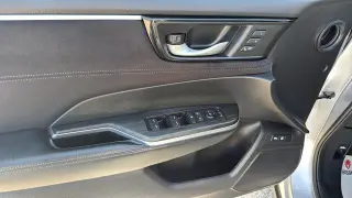 Honda Clarity Plug-In Hybrid 2018 Touring 4p Sedan