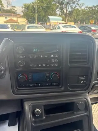 Chevrolet Silverado 1500 2004 4p Cabina Extendida LS TRD AT CB