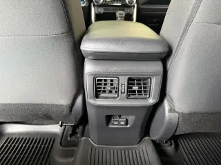 Toyota RAV4 2022 AWD XLE 4p SUV