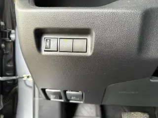 Toyota RAV4 2022 AWD XLE 4p SUV