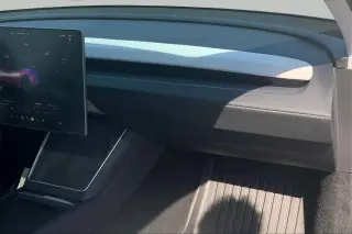 Tesla Model Y 2026 Premium 4p SUV