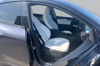 Tesla Model Y 2026 Premium 4p SUV