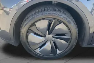 Tesla Model Y 2026 Premium 4p SUV