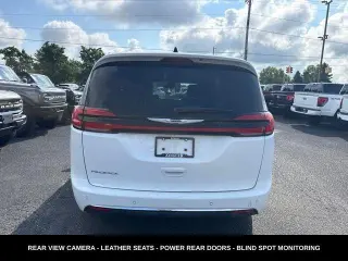 Chrysler Pacifica 2024 Touring L 4dr Mini-Van