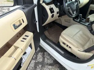 Ford Flex 2014 Limited 4dr Crossover