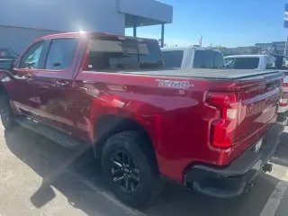 Chevrolet Silverado 1500 2021 4x4 LT Trail Boss 4p. Cabina Doble 5.8 pies CBH