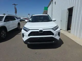 Toyota RAV4 Hybrid 2025 AWD XLE 4p SUV