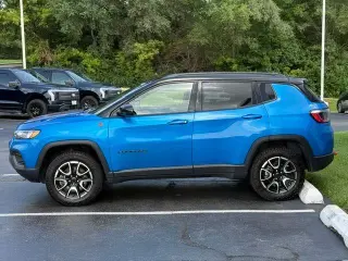 Jeep Compass 2025 4x4 Trailhawk 4p SUV