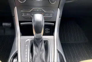 Ford Edge 2018 SEL 4dr Crossover