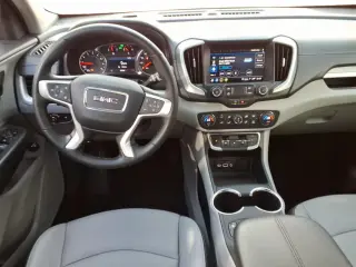 GMC Terrain 2024 SLT 4p SUV