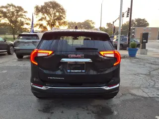 GMC Terrain 2024 SLT 4p SUV