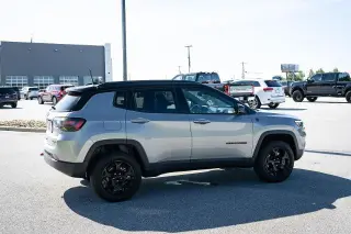 Jeep Compass 2023 4x4 Trailhawk SUV 4p