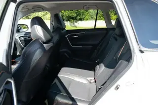 Toyota RAV4 2024 AWD Adventure 4p SUV