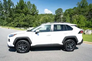 Toyota RAV4 2024 AWD Adventure 4p SUV
