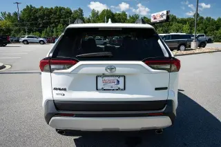 Toyota RAV4 2024 AWD Adventure 4p SUV