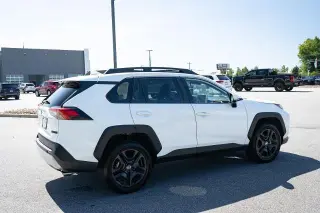 Toyota RAV4 2024 AWD Adventure 4p SUV