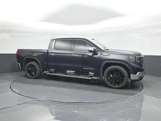 GMC Sierra 1500 2022 4x2 SLT 4p Cabina de Tripulante Estándar
