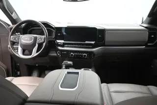 GMC Sierra 1500 2022 4x2 SLT 4p Cabina de Tripulante Estándar
