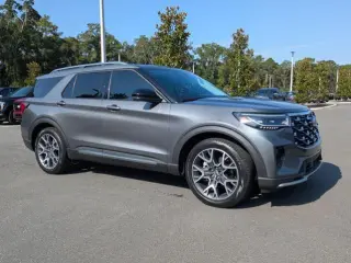 Ford Explorer 2025 Platinum 4p SUV