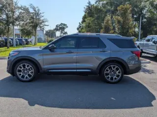 Ford Explorer 2025 Platinum 4p SUV