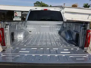 Ford F-150 2025 4x4 XLT 4p SuperCrew 5.5 ft. SB