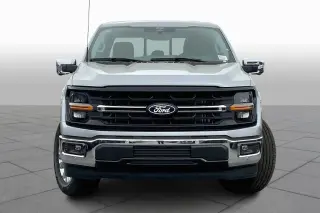 Ford F-150 2025 4x2 XLT 4p SuperCrew 5.5 ft. SB