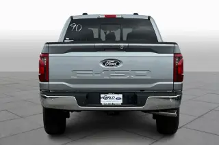 Ford F-150 2025 4x2 XLT 4p SuperCrew 5.5 ft. SB