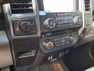 Ford F-150 2018 4x4 Lariat 4p SuperCab 5.5 pies SB