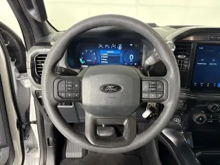 Ford F-150 2024 4x4 STX 4p SuperCrew 5.5 ft. SB