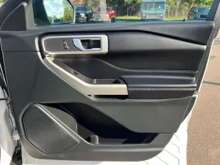 Ford Explorer 2023 AWD XLT 4p SUV