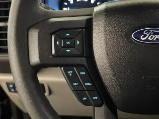 Ford F-150 2018 4x2 XL 4p SuperCrew 5.5 ft. SB