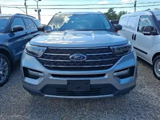 Ford Explorer 2023 AWD XLT 4dr SUV