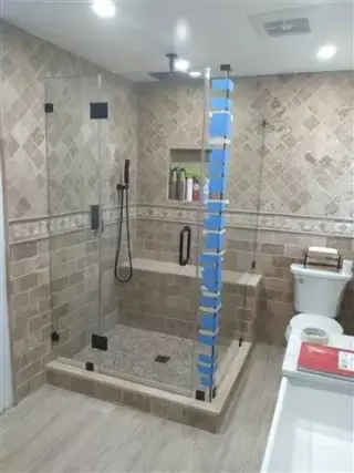 SHOWER DOORS, Ventanas y más !