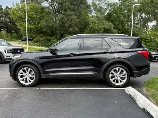 Ford Explorer 2023 AWD Platinum 4p SUV