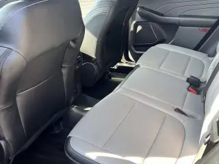 Ford Escape 2023 AWD Platinum 4p SUV