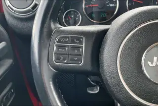 Jeep Wrangler Unlimited 2015 4x4 Sahara 4p SUV