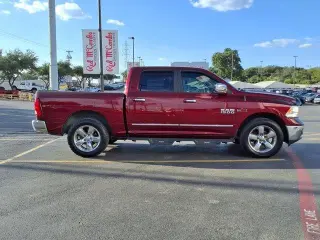 Ram 1500 2018 4x2 SLT 4dr Crew Cab 5.5 ft. SB Pickup