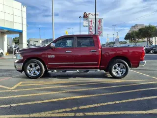 Ram 1500 2018 4x2 SLT 4dr Crew Cab 5.5 ft. SB Pickup