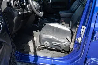 Jeep Wrangler Unlimited 2018 4x4 Sport 4p SUV (lanzamiento de mitad de año)