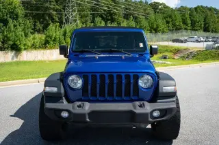 Jeep Wrangler Unlimited 2018 4x4 Sport 4p SUV (lanzamiento de mitad de año)