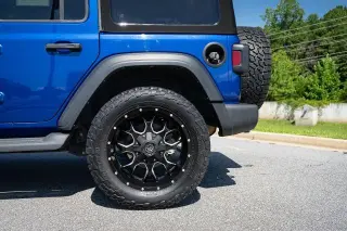 Jeep Wrangler Unlimited 2018 4x4 Sport 4p SUV (lanzamiento de mitad de año)