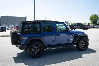 Jeep Wrangler Unlimited 2018 4x4 Sport 4p SUV (lanzamiento de mitad de año)