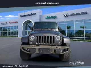 Jeep Wrangler Unlimited 2017 4x4 Sahara 4p SUV