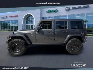 Jeep Wrangler Unlimited 2017 4x4 Sahara 4p SUV