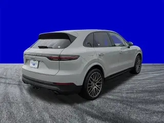 Porsche Cayenne 2022 AWD 4p SUV