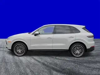 Porsche Cayenne 2022 AWD 4p SUV