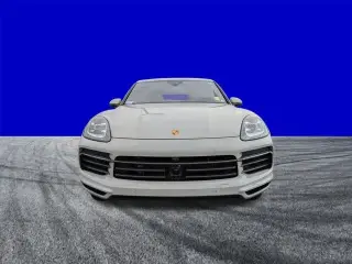 Porsche Cayenne 2022 AWD 4p SUV