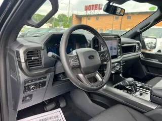Ford F-150 2024 4x4 XLT 4p SuperCrew 5.5 ft. CB